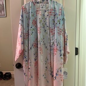NWT Jonquil in Bloom Robe